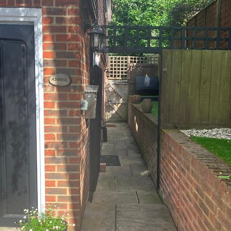 The Studio In The Annex Apartment Potters Bar Luaran gambar